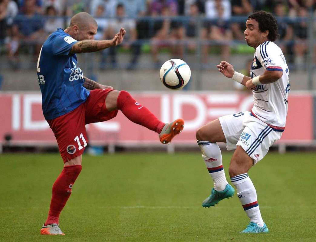 好博体育综合平台-赛地聚焦：法甲今晨热度飙升，皇家马德里门线救险，赛场秩序良好，赛程密集仍需轮换的简单介绍